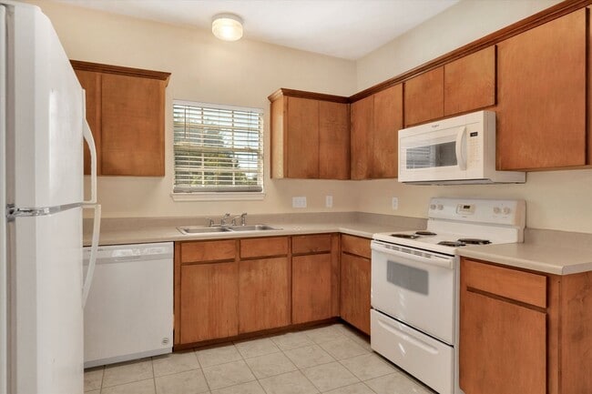 Building Photo - 305 Rawhide Loop
