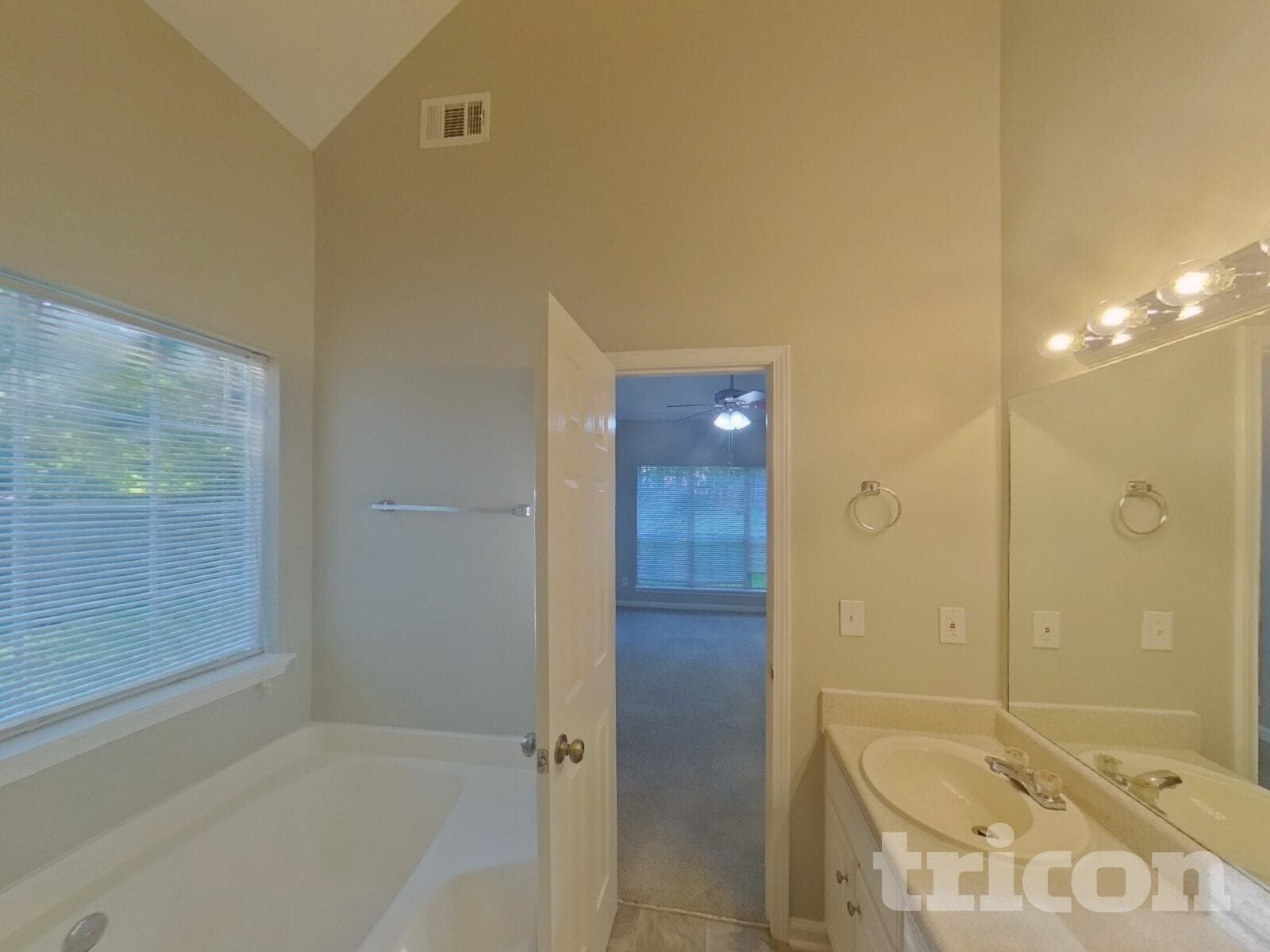 Building Photo - 1362 Horsley Mill Rd