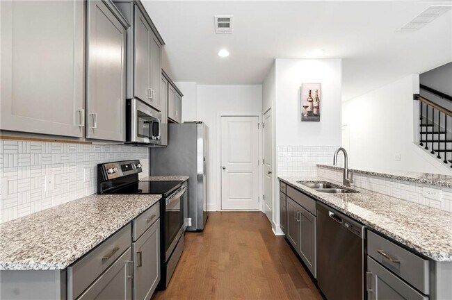 Building Photo - 6456 Scudders Dr