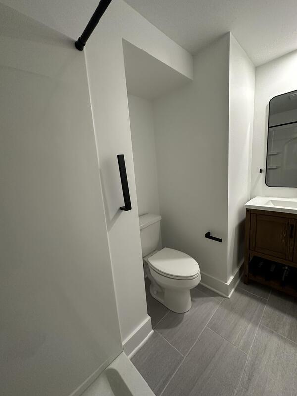 Building Photo - 1306 New Hampshire St