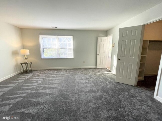 Building Photo - 6319 Chaucer View Cir