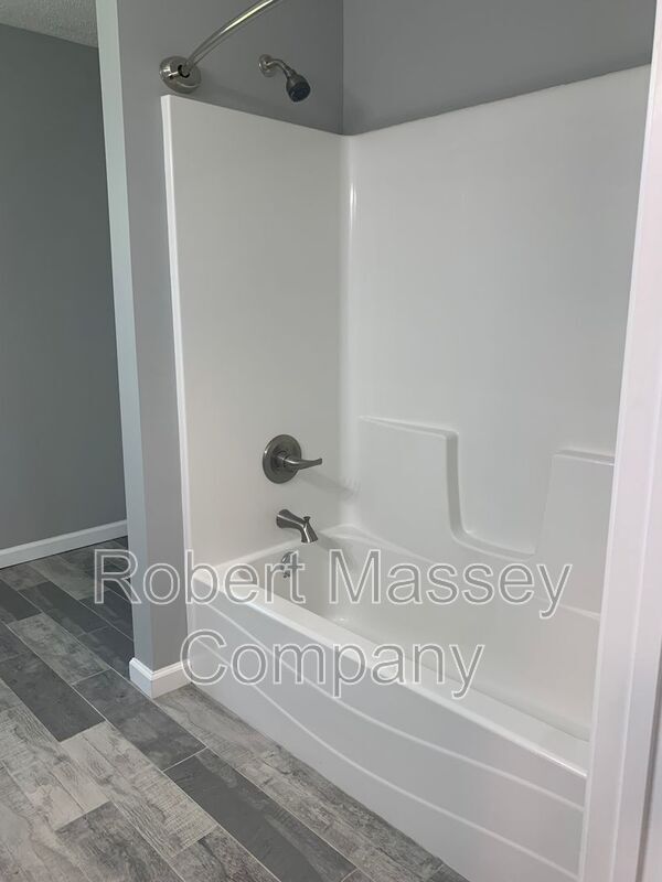 Building Photo - 2815 Joan Ave