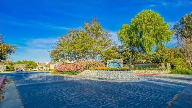 Building Photo - 24010 Telegraph Hill Ct