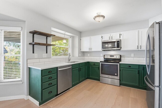 Building Photo - remodeled 3 bedroom Oak Vally Ranch Home