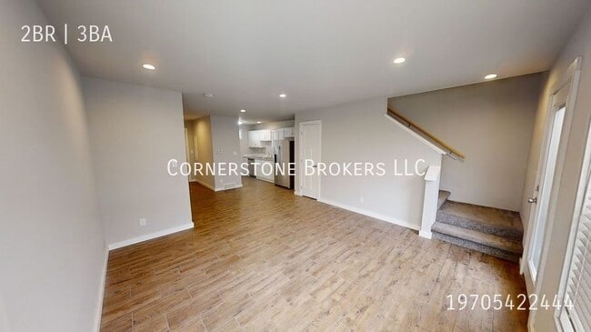 Building Photo - 227 Omnia St