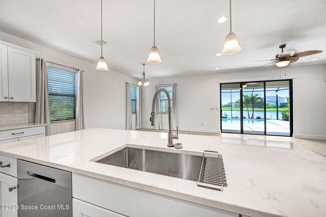 Building Photo - 8614 Catalissa Ave