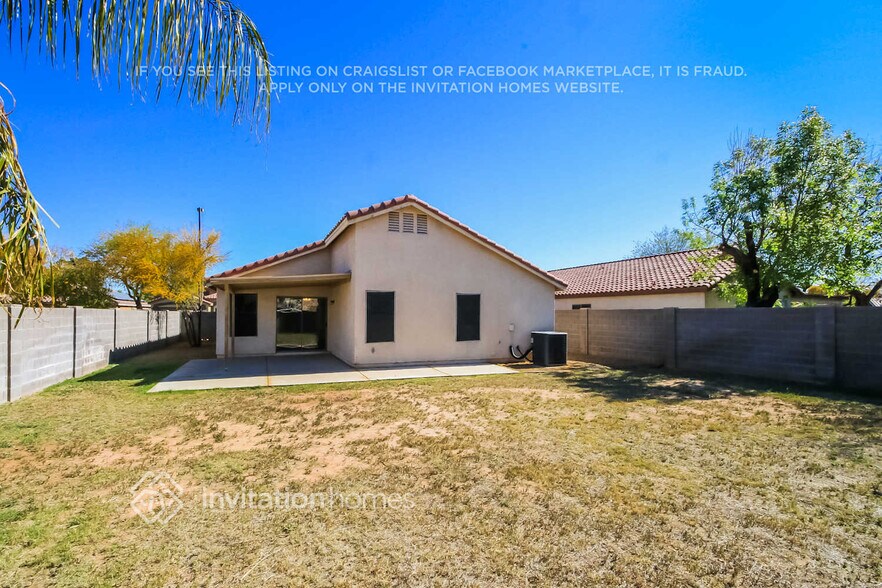 Building Photo - 1087 E Appaloosa Rd