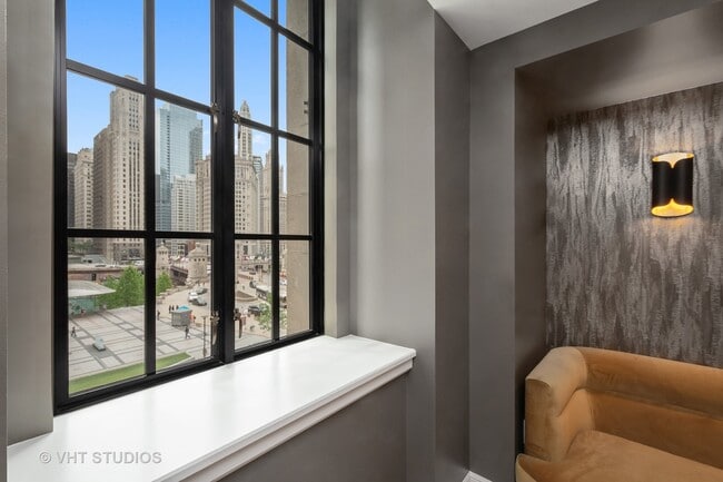 Building Photo - 435 N Michigan Ave