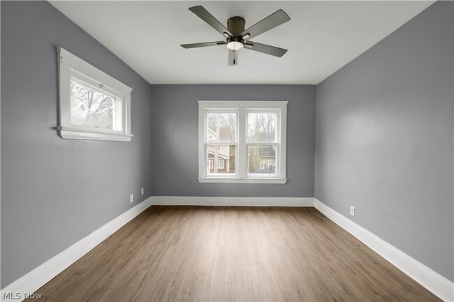 Building Photo - 16119 Parkgrove Ave