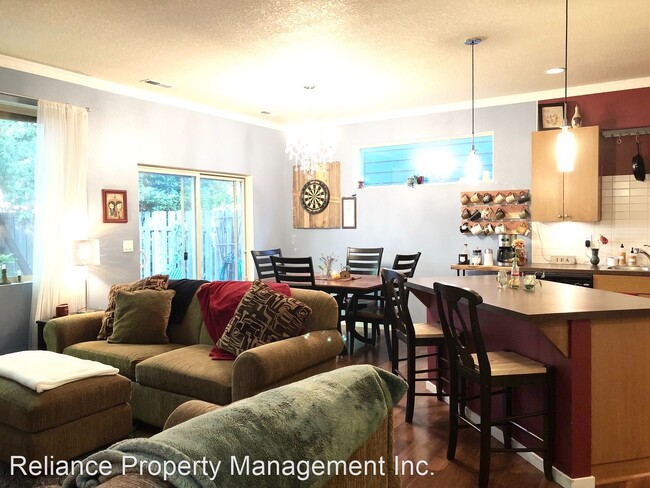 Building Photo - 3 br, 2.5 bath House - 7826 Sporri Lane