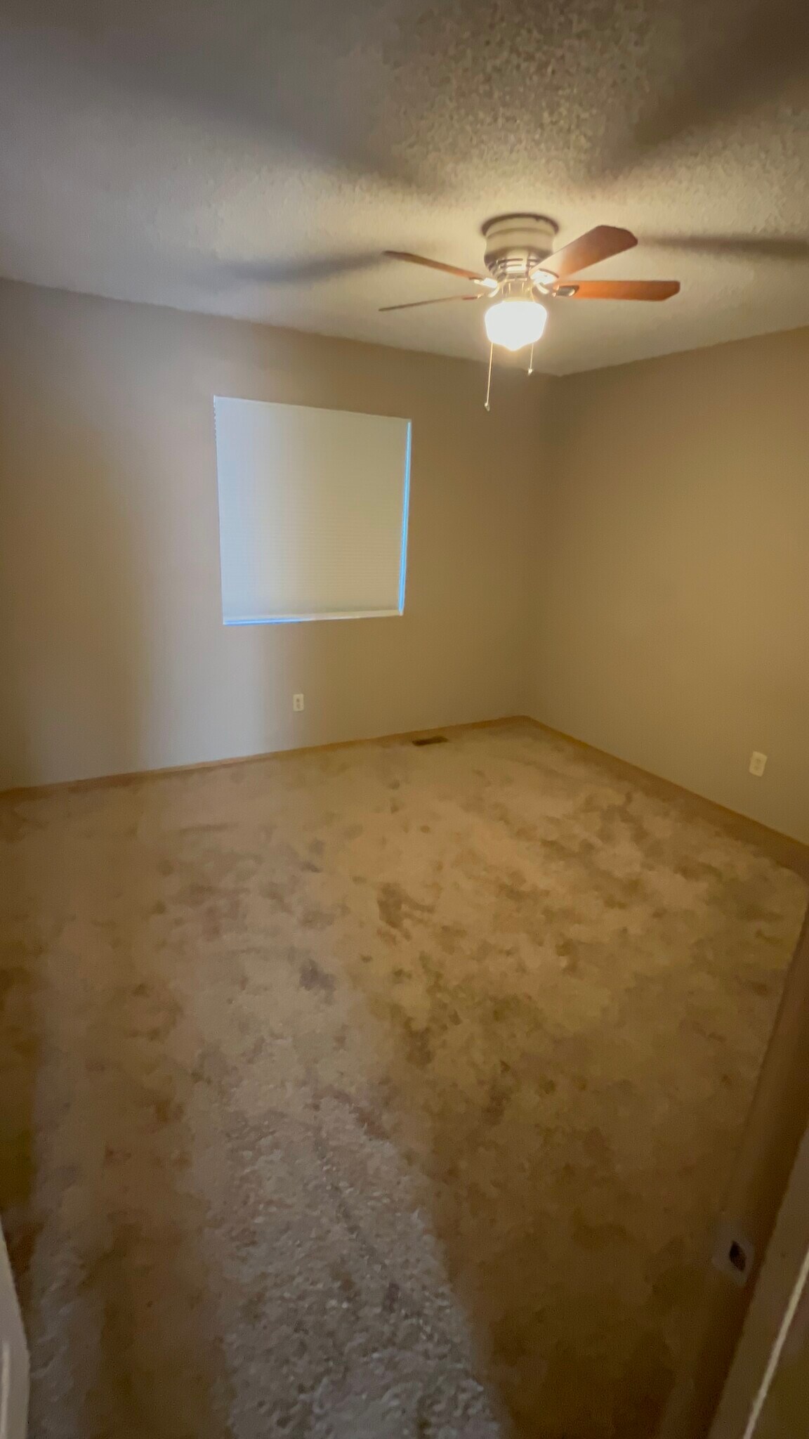 Building Photo - 1359 Soaring Eagle Dr