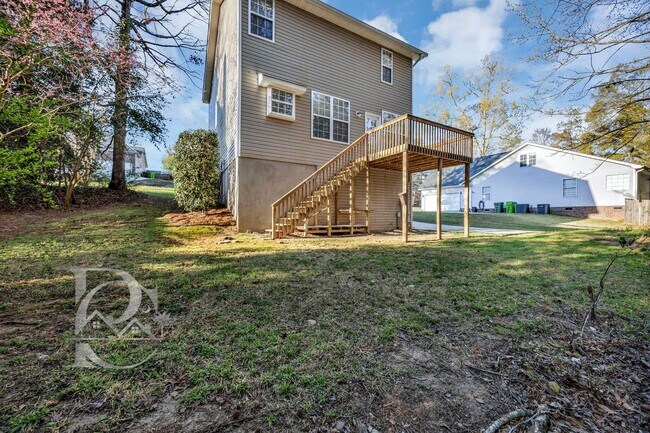 Building Photo - CHARMING HOME IN IRMO'S ASHFORD NEIGHBORHOOD
