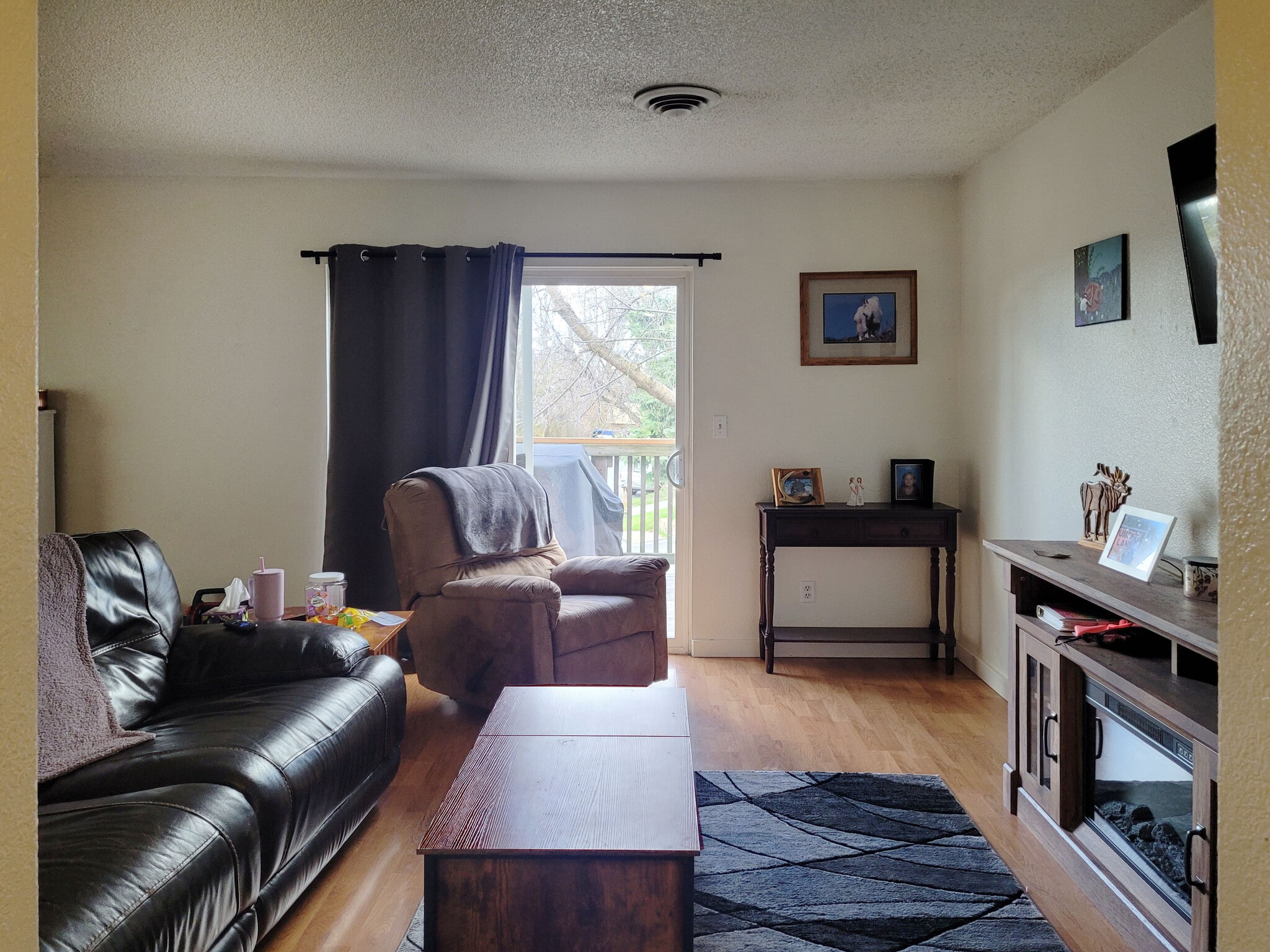 Building Photo - 651 N Hayes St