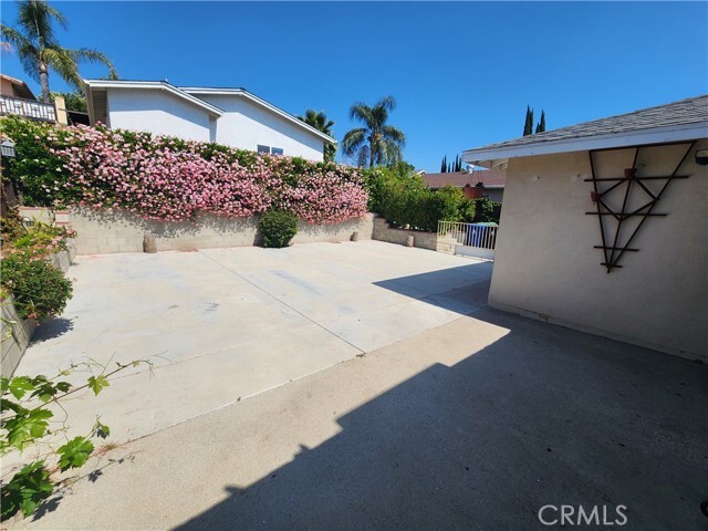 Building Photo - 11010 Oro Vista Ave