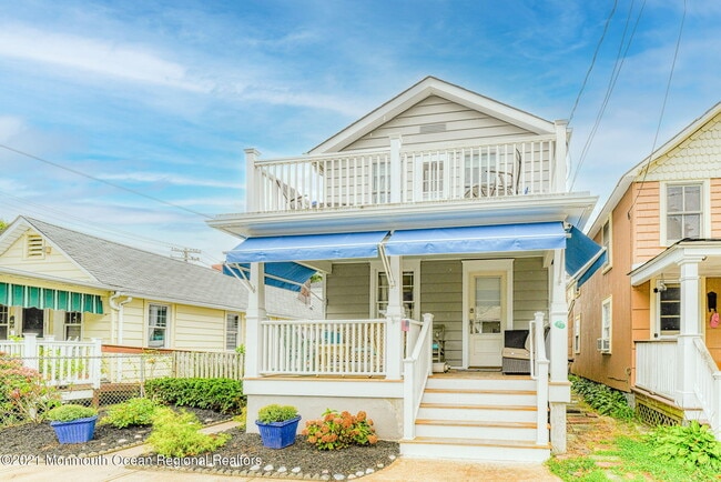 Building Photo - 82 Franklin Ave