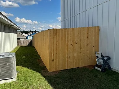 Building Photo - 207 Laurel Hl St