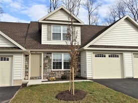 Building Photo - 45 Maize Cir