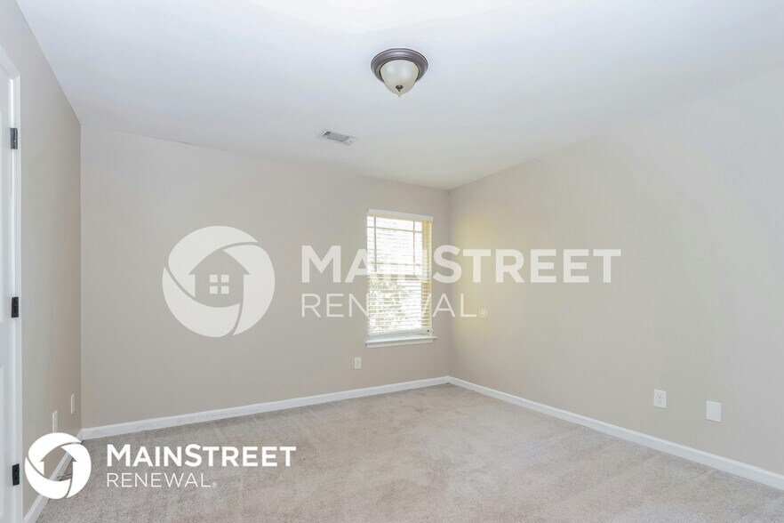 Building Photo - 128 Pristine Dr