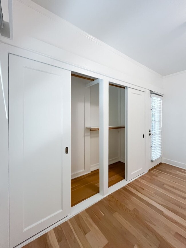Building Photo - Unbelievable Stand-Alone 2-Bedroom House in Prime West Hollywood Hills