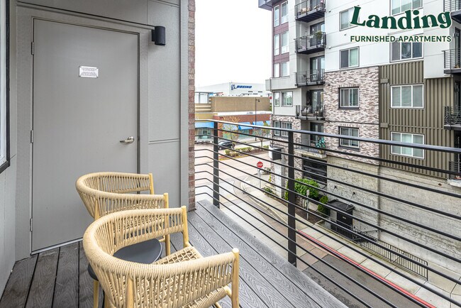 Building Photo - 1202 N 10th Pl