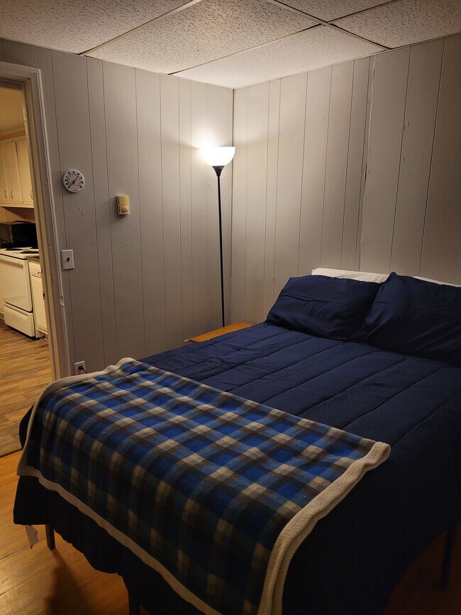 Building Photo - 141 W Schuyler St