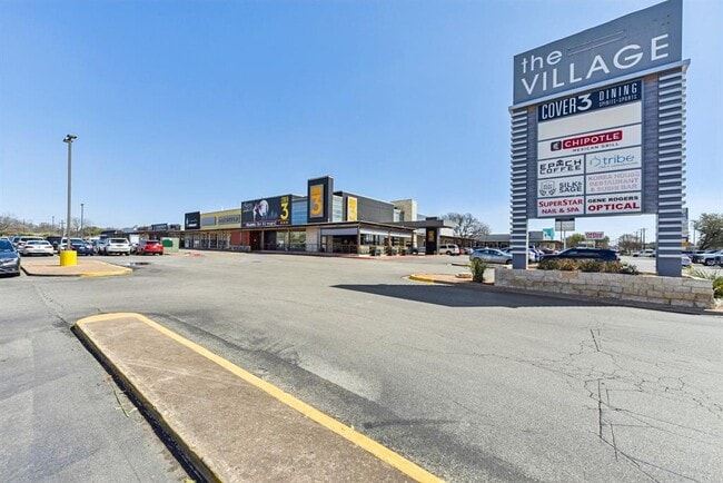 Building Photo - 7801 Shoal Creek Blvd