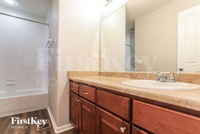 Building Photo - 3160 Black Canyon Way
