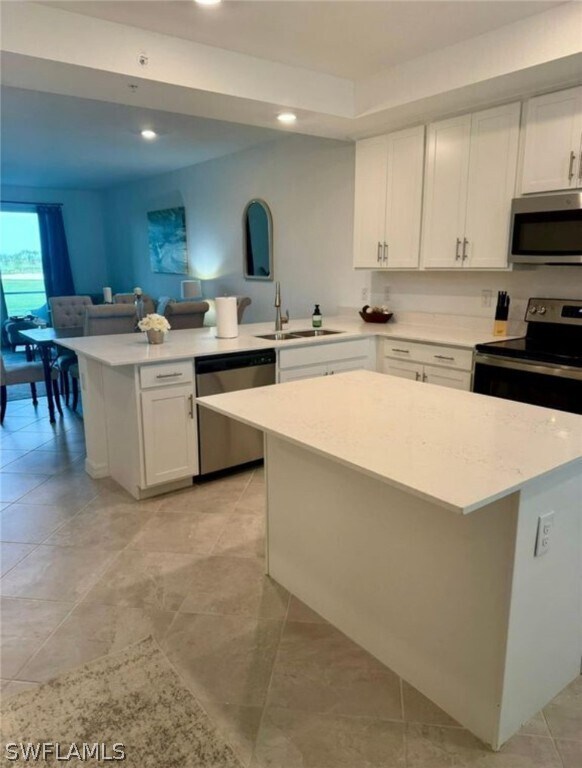 Building Photo - 12180 Wellen Golf St