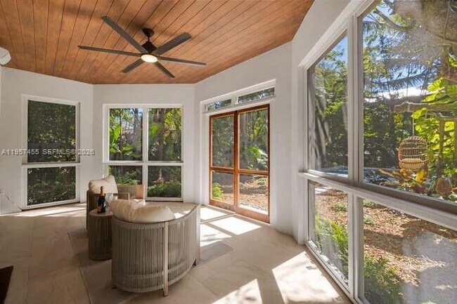 Building Photo - 2330 Overbrook St