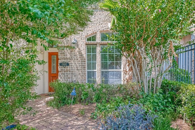 Building Photo - 13607 Brookbluff Ln