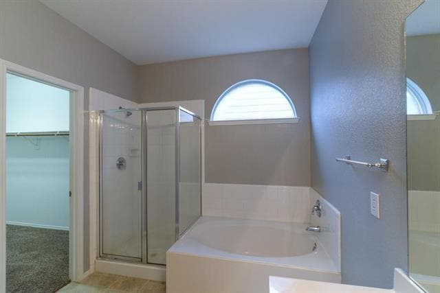 Building Photo - 12661 Oakwood Cir