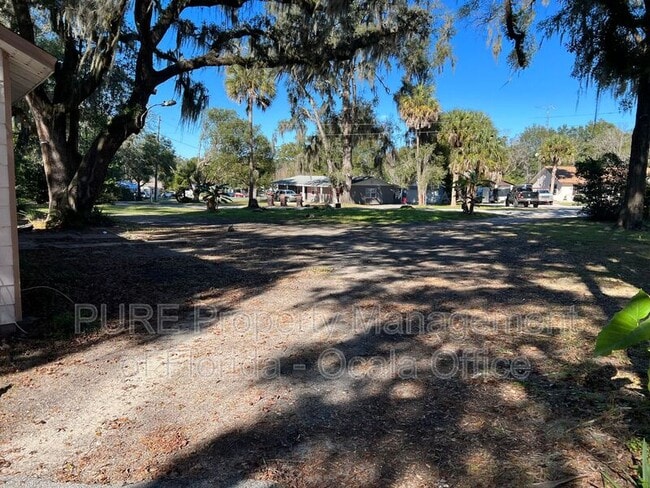 Building Photo - 5625 SE 109th Pl
