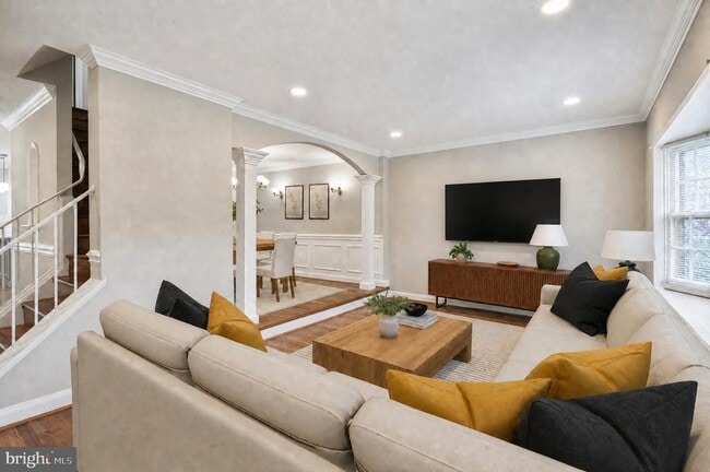 Building Photo - 8251 Clifton Farm Ct