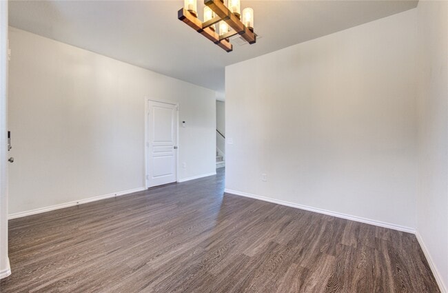 Building Photo - 5027 Brewcastle Ln