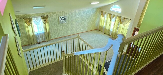 Building Photo - 2416 Boxwood Ln