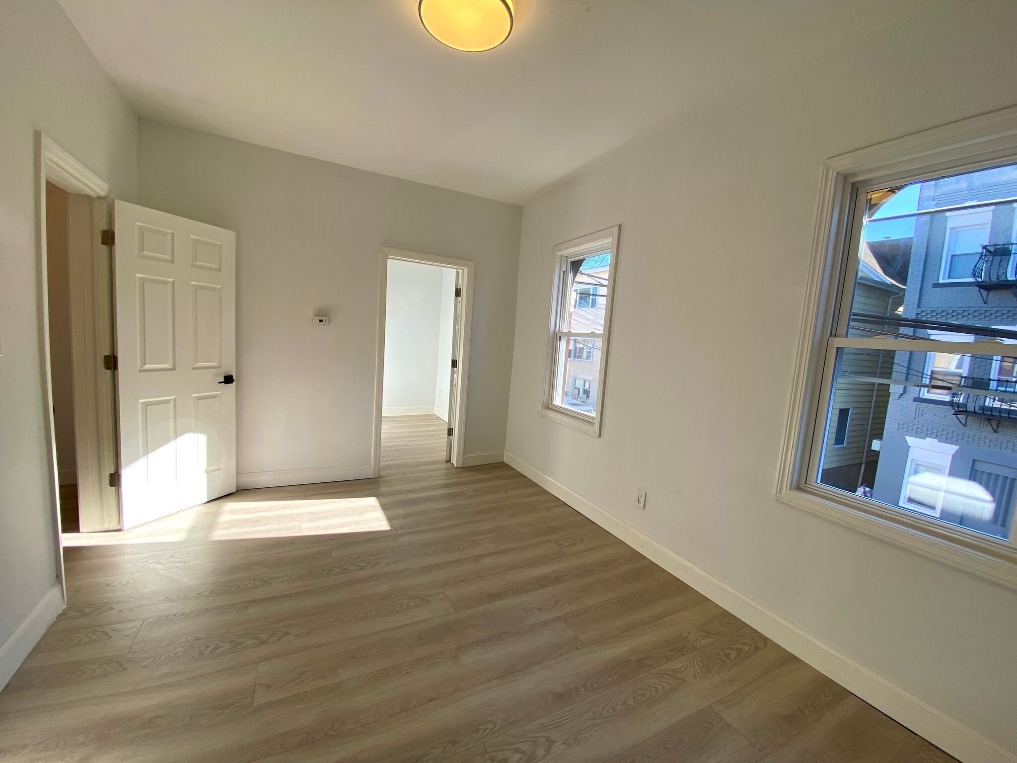 Building Photo - 55 Spring St