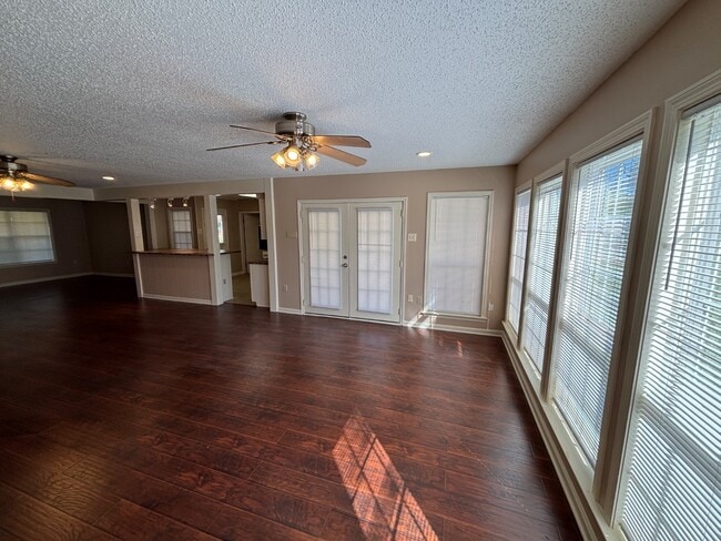 Building Photo - 6341 Wedgewick Cove