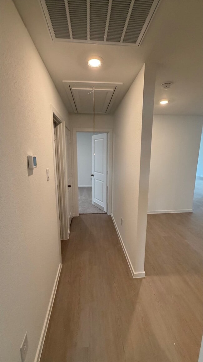 Building Photo - 9226 Speckled Trout Dr