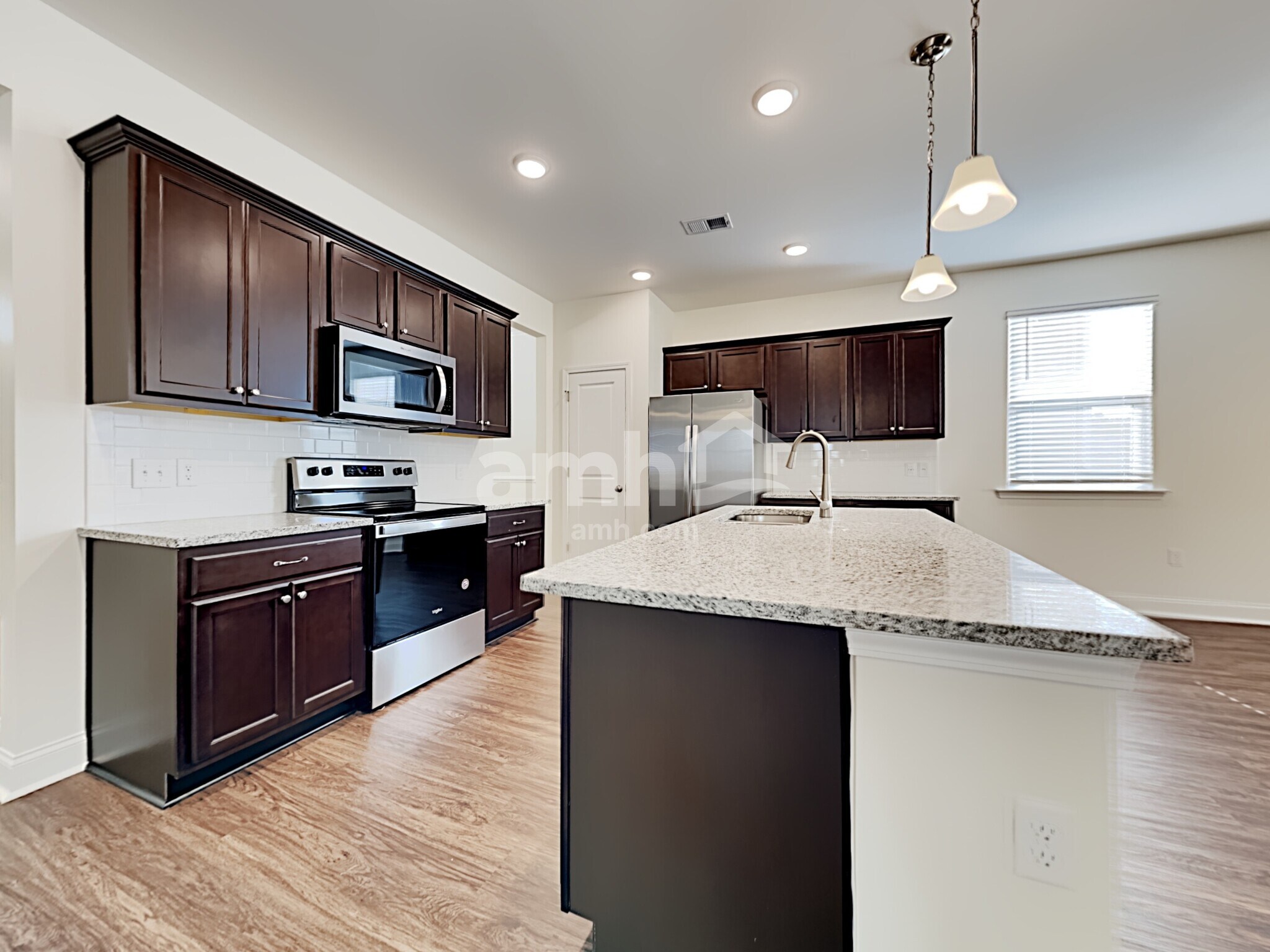 Building Photo - 407 Ronter Ct