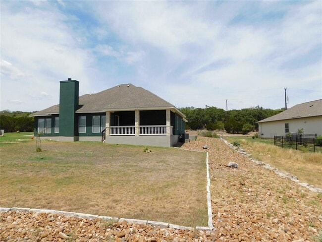 Building Photo - 424 Shayla Ln