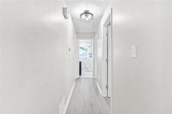 Building Photo - 4188 Fontana Ct