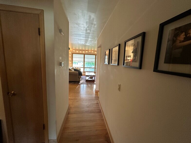 Building Photo - 305 N Midvale Blvd