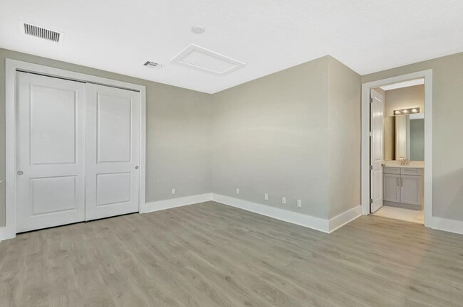 Building Photo - 11953 SW Vano Wy