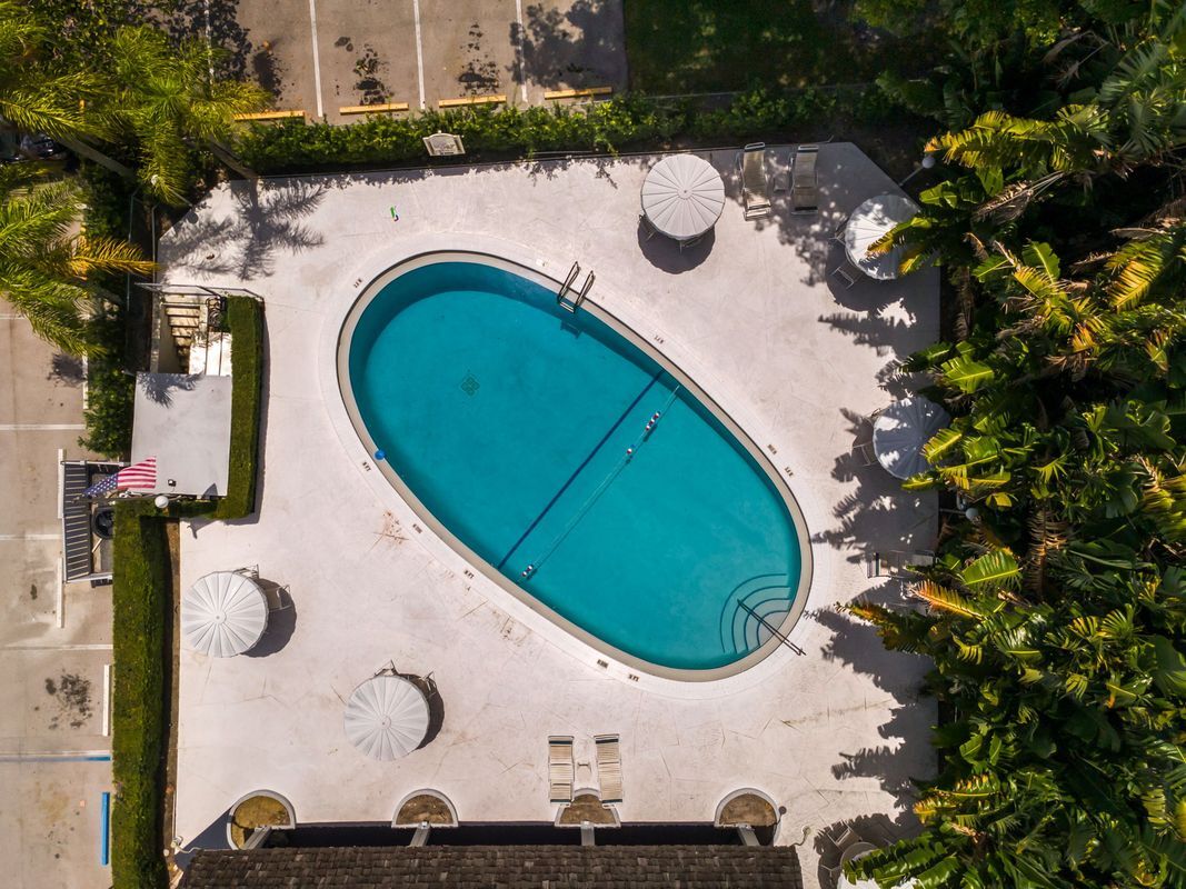Building Photo - 3111 Oakland Shores Dr