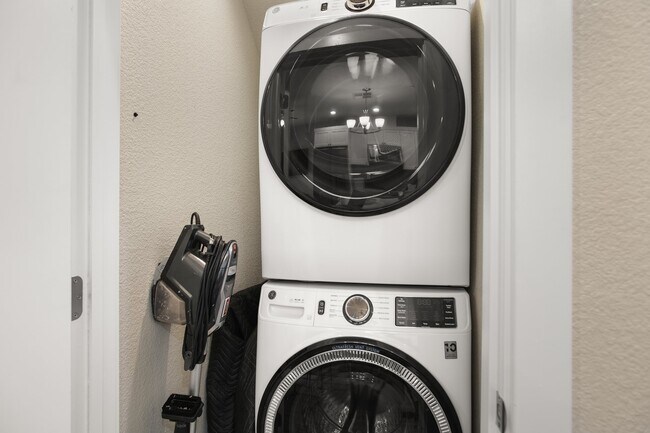 Building Photo - 2994 39th St