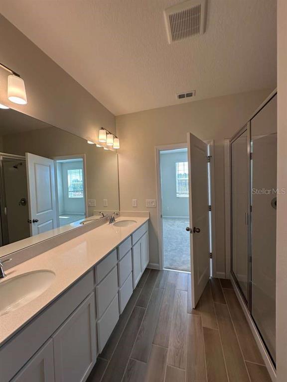 Building Photo - 15375 Burgtheater Dr