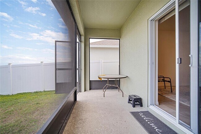 Building Photo - 1749 Southfork Dr