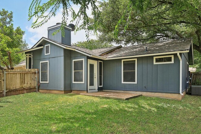 Building Photo - 12934 Modena Trail
