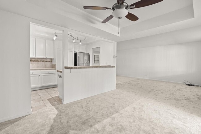 Building Photo - 5148 Cribari Pl