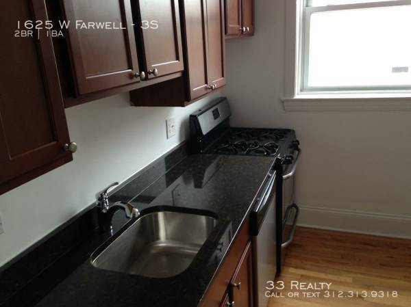Primary Photo - 1625 W Farwell Ave